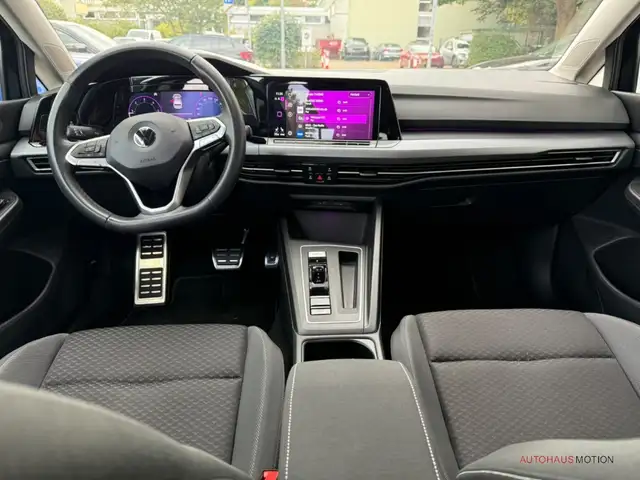 Volkswagen Golf view 11