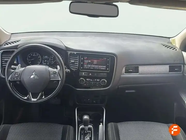 Mitsubishi Outlander 200 MPI CVT Motion 2WD 5p Aut. 2018, foto 15