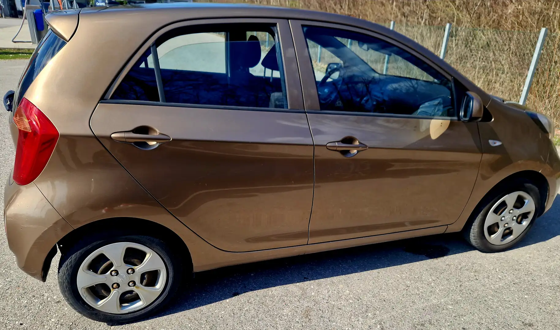 Kia Picanto Picanto 1,0 MPI Active Active Bronze - 2