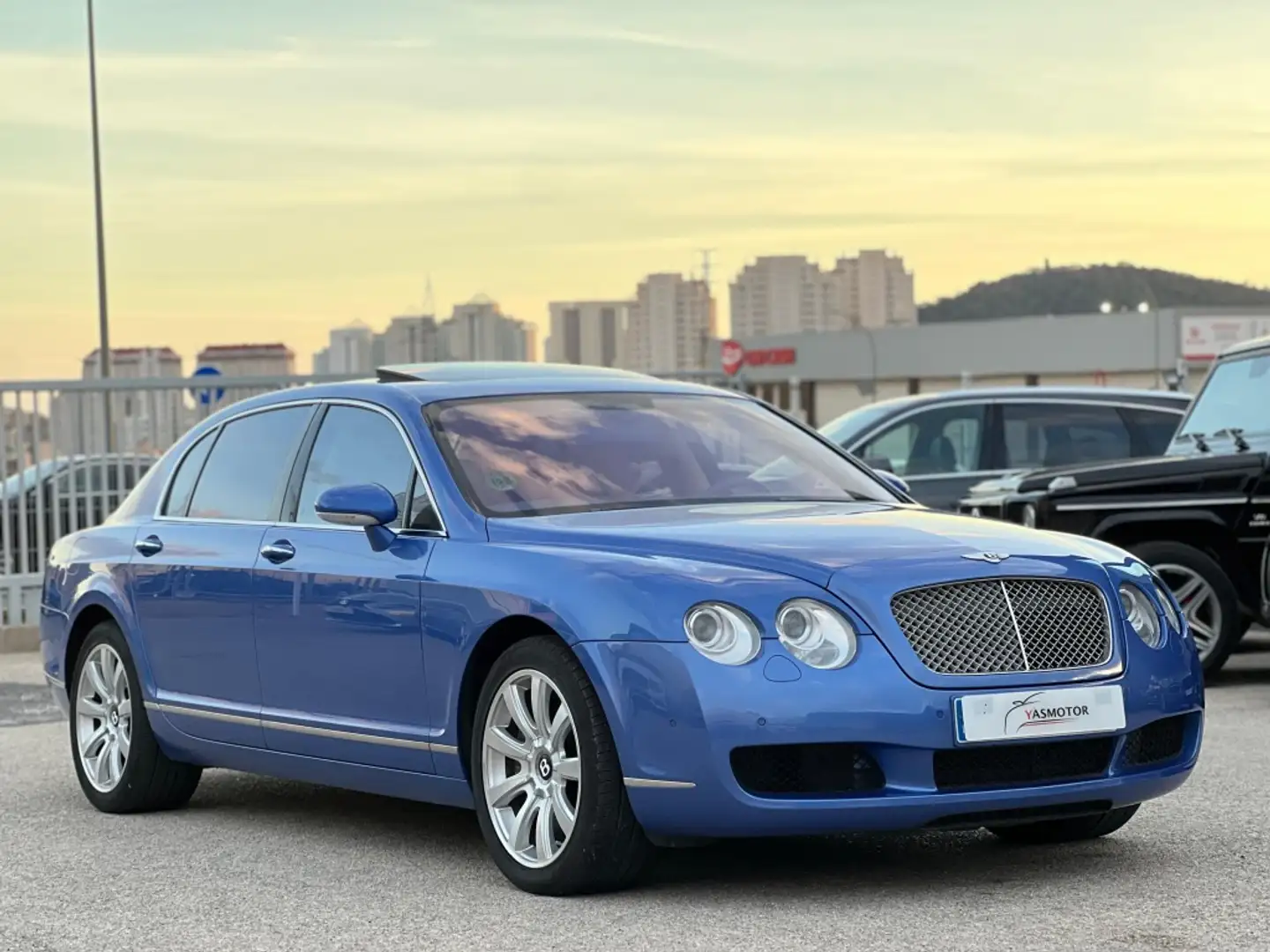 Bentley Continental Flying Spur Aut. Blau - 1