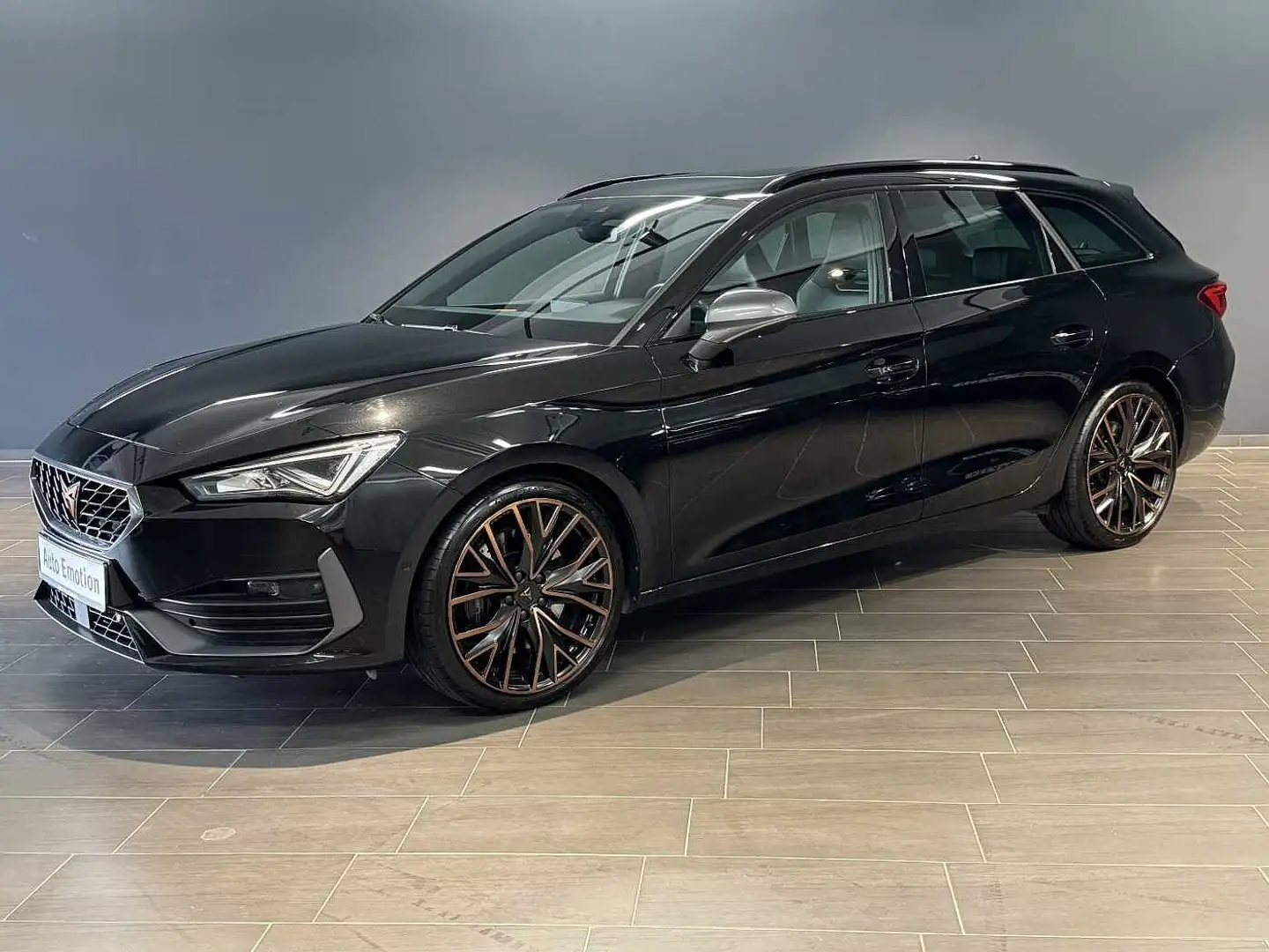 CUPRA Leon Sportstourer 2.0 TSI 4Drive DSG VZ 1.Hand Noir - 1