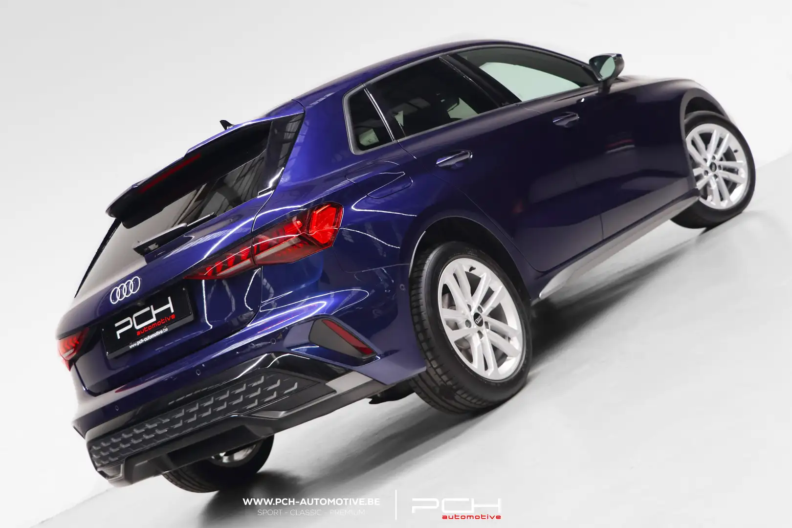 Audi A3 Sportback 35 TFSI 150cv S-Tronic - 2X S-Line - VAT Blau - 2