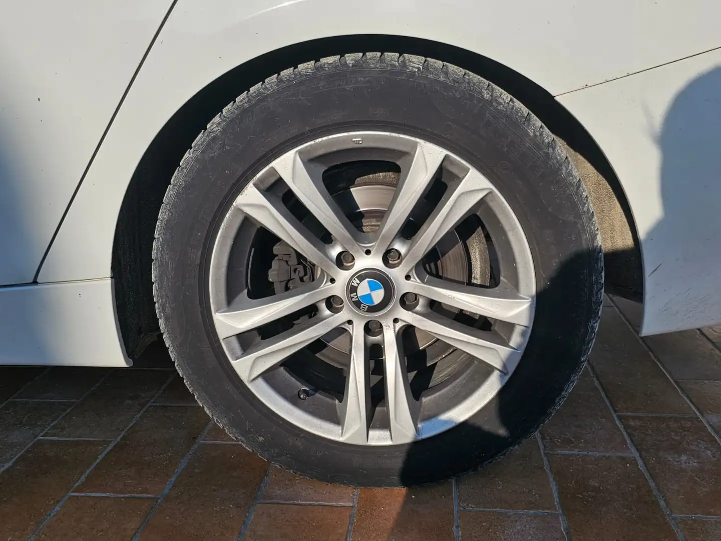BMW 320 BMW 320d  G.T. Sport (F34) Doppi Cerchi in Lega Biały - 2