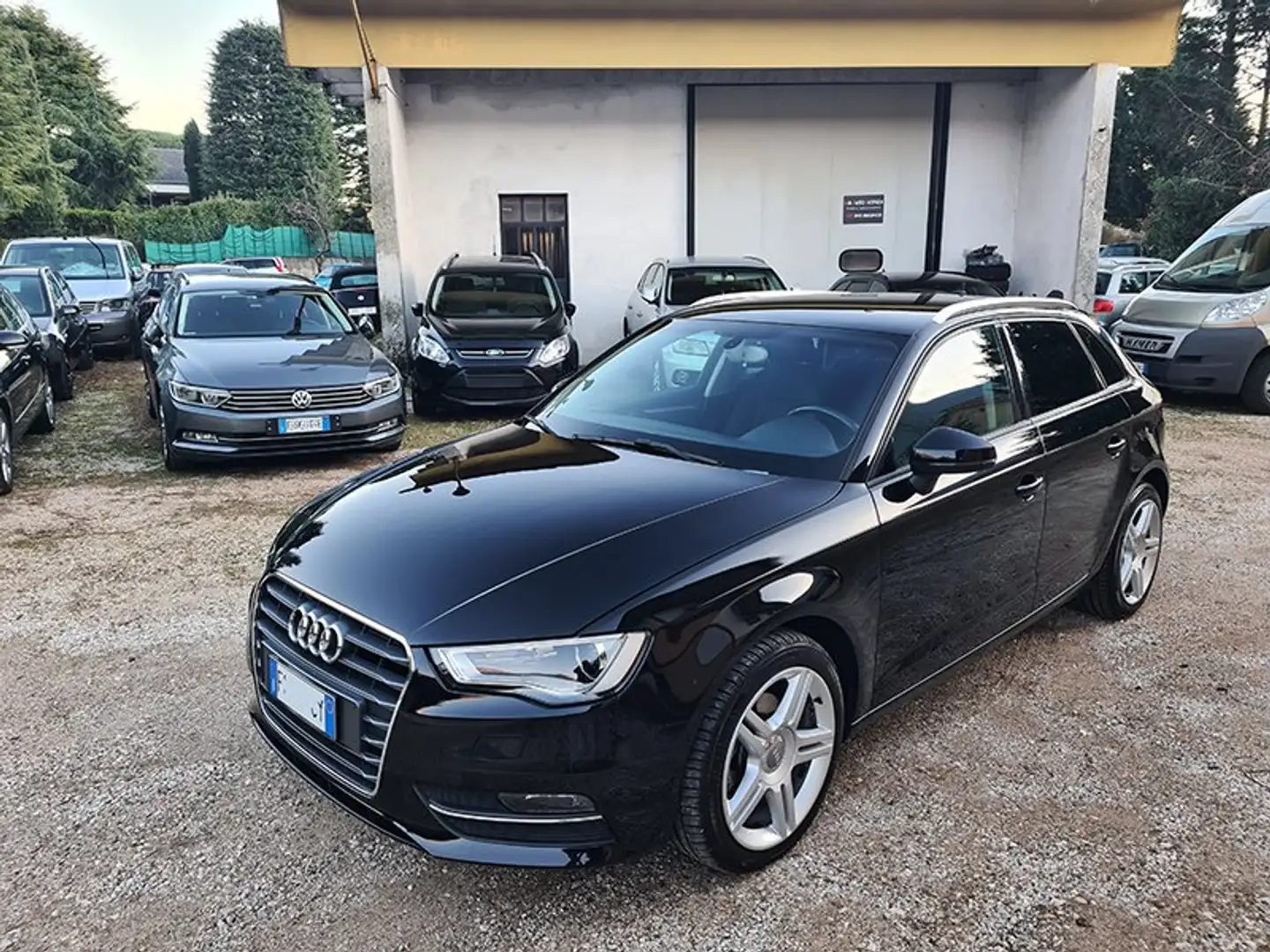 Audi A3 A3 III 2013 Sportback 1.6 TDI s-tronic Noir - 1
