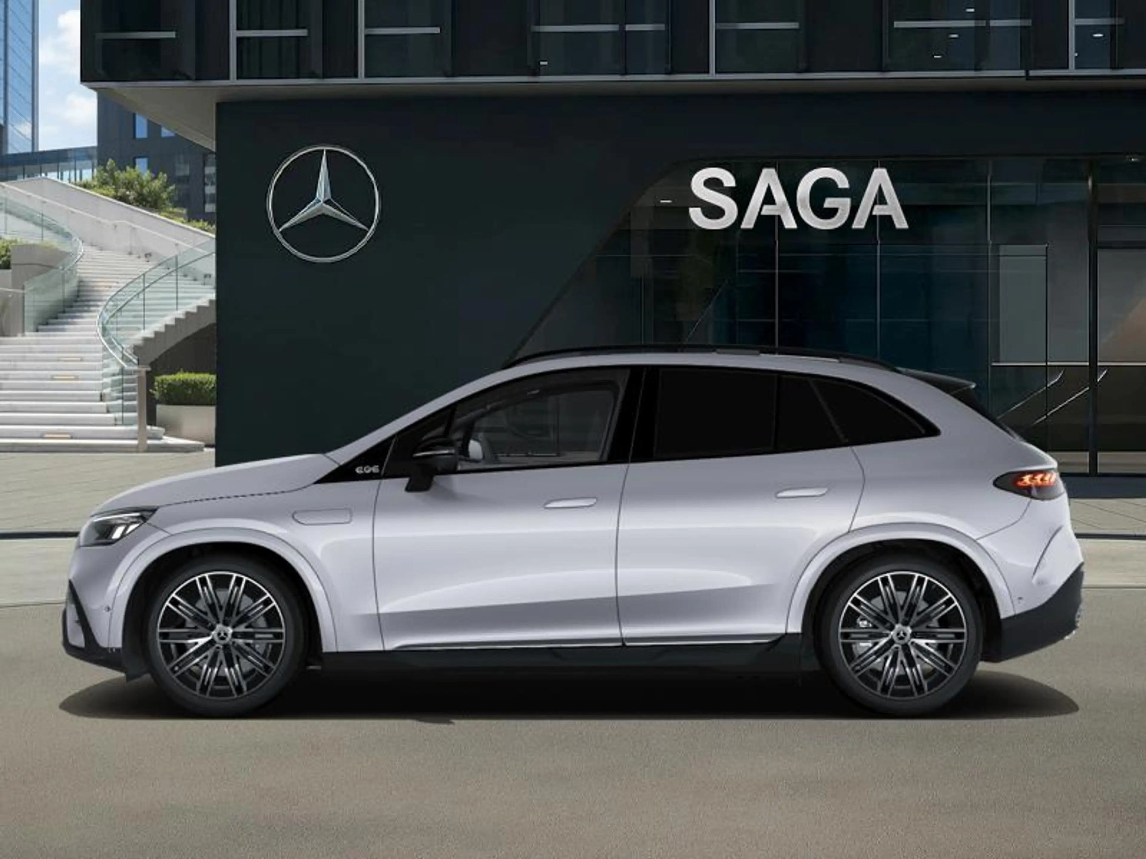 Mercedes-Benz EQE SUV EQE 350+ — photo 6