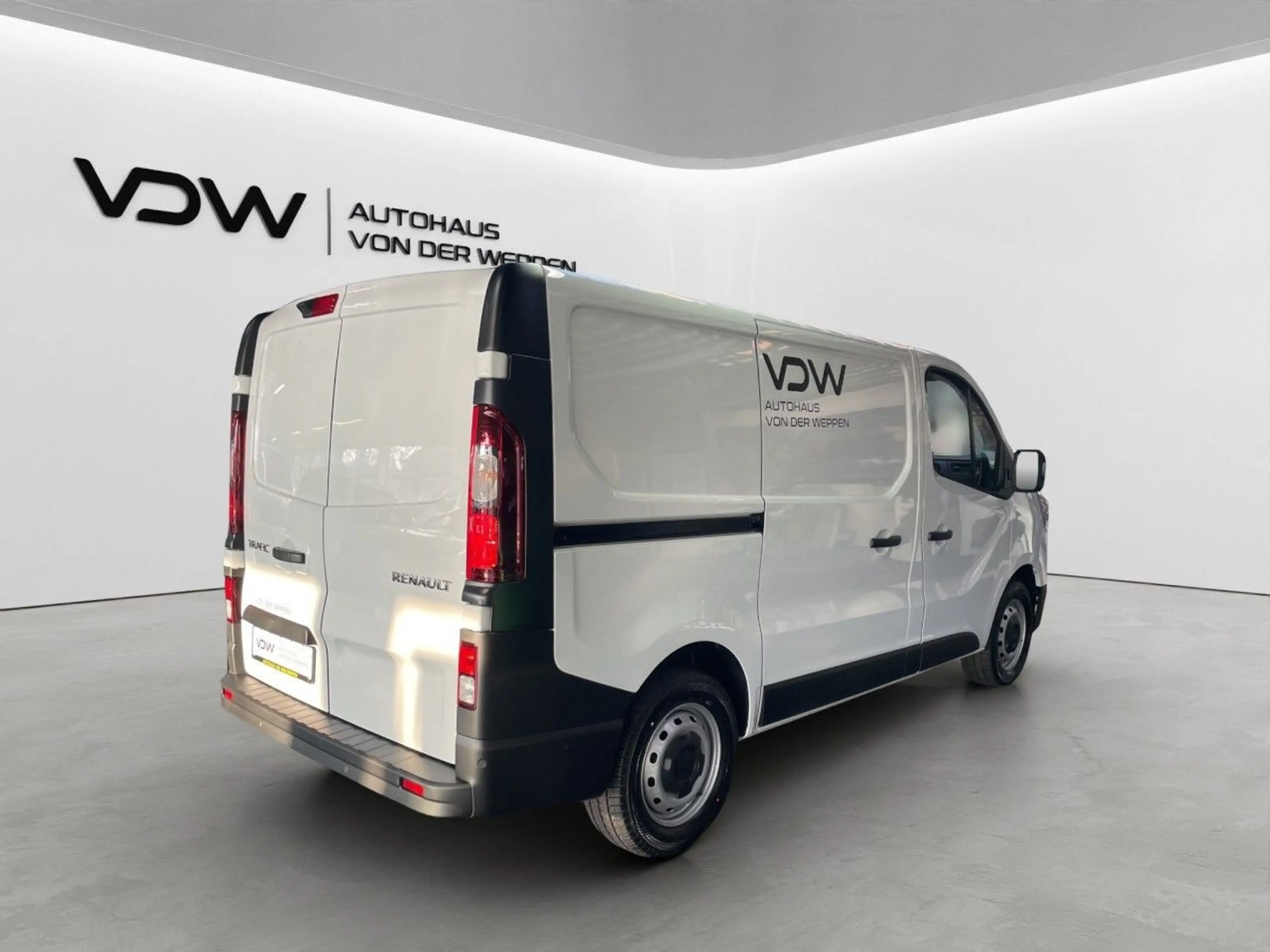 Renault Trafic Komfort L1H1 3,0t Blue dCi 130*LAGER* — photo 6