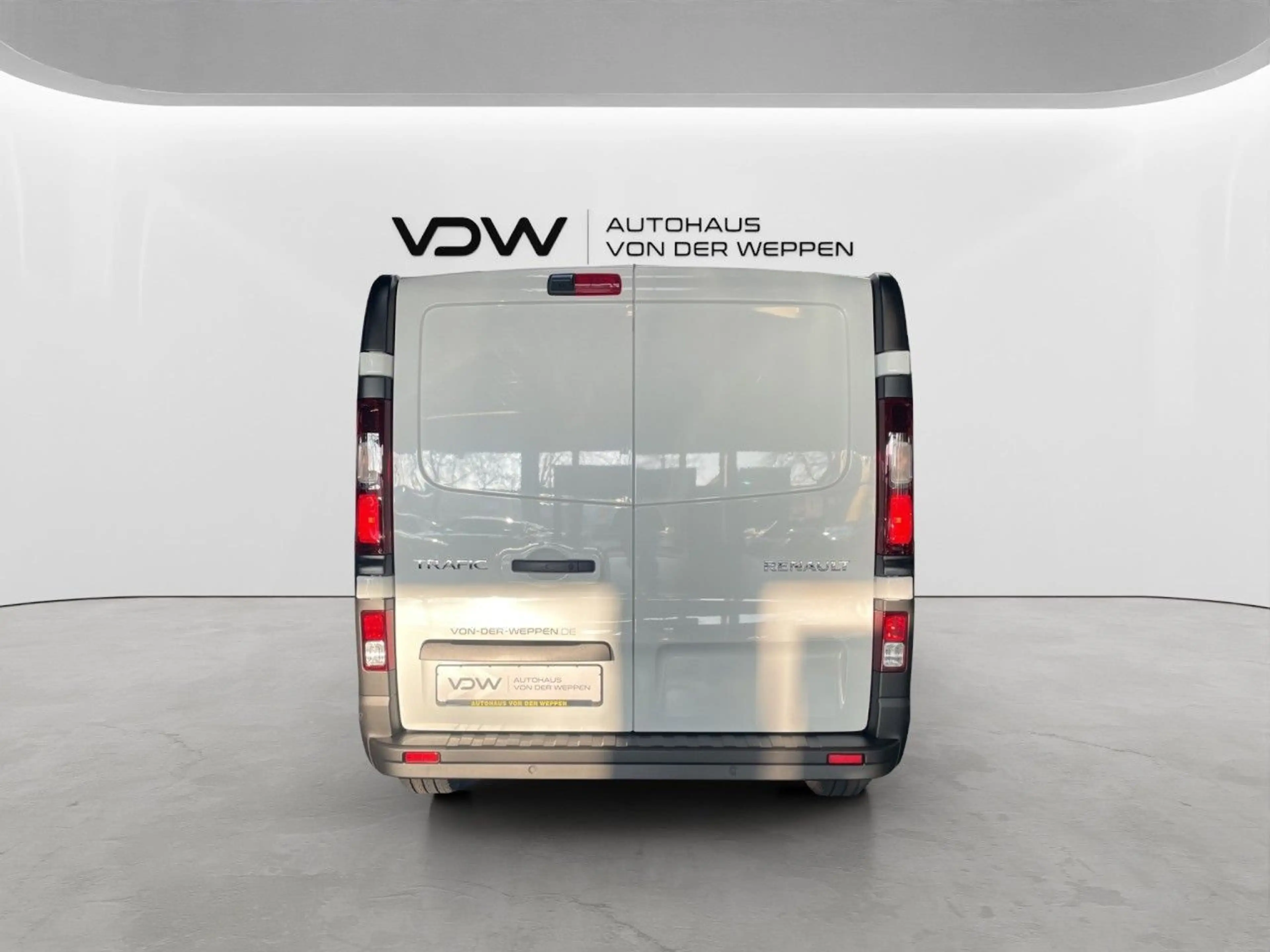 Renault Trafic Komfort L1H1 3,0t Blue dCi 130*LAGER* — photo 4