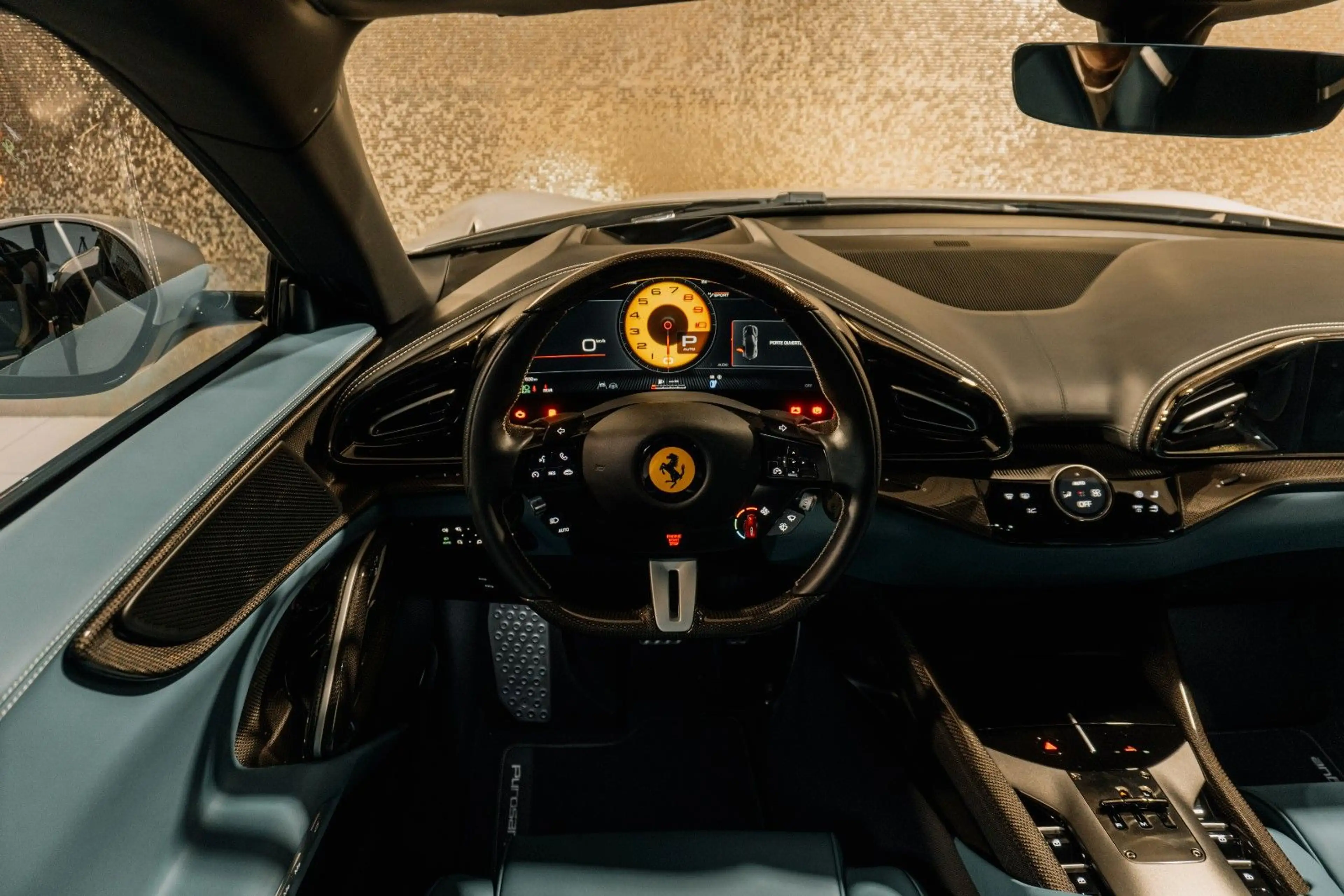 Ferrari Purosangue V12 DCT 4WD * CARBON * PANO * MASSAGE — photo 15