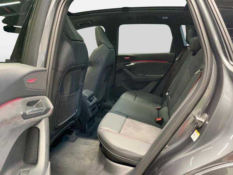 Audi Q6 e-tron e-tron 360 4xSHZ ACC AHK AUT HUD Kam. KeyLess — photo 8