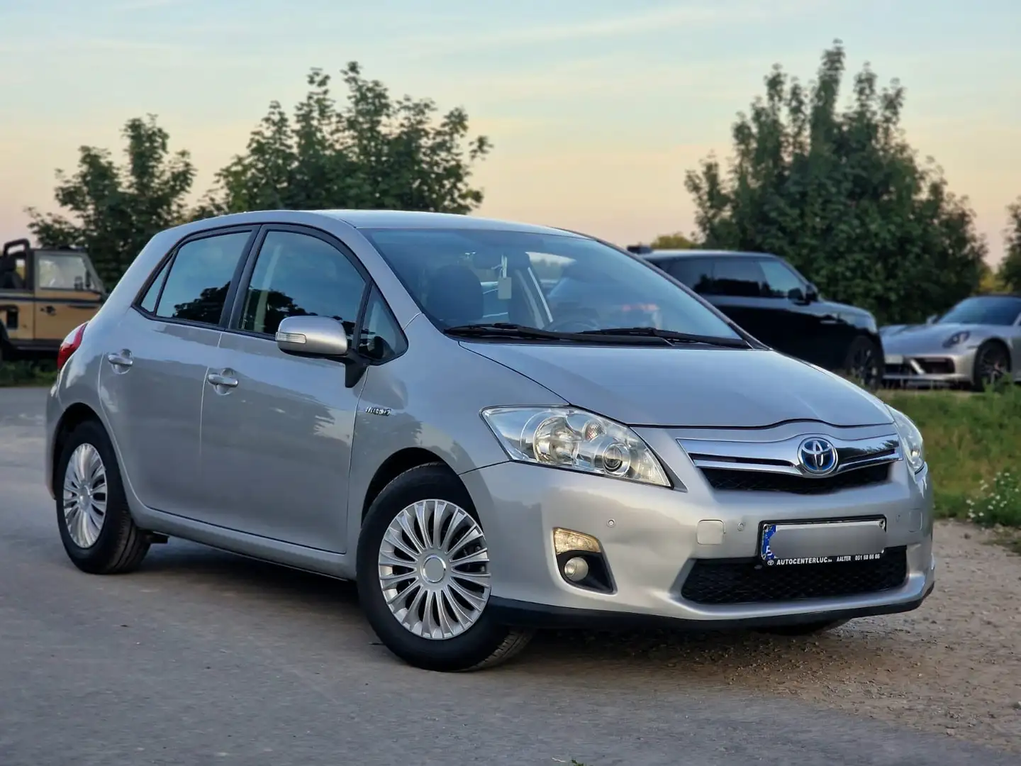 Toyota Auris Toyota Auris 1.8 Hybrid / Benzine 144dkm GEKEURD - 1