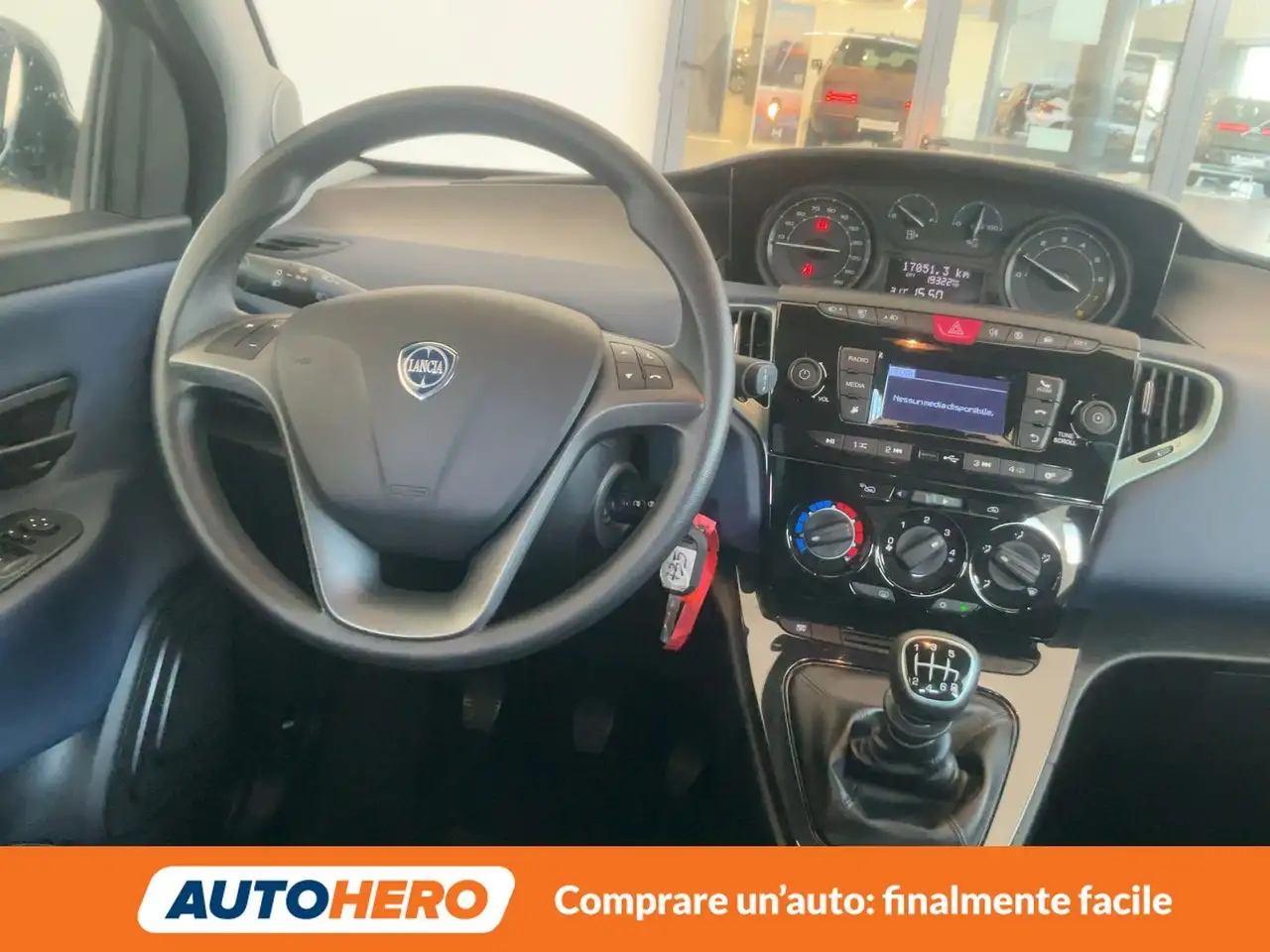 Lancia Ypsilon 2024 — фото 13