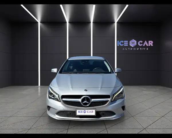 Mercedes-Benz CLA view 2