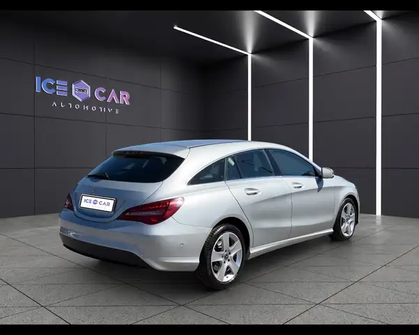 Mercedes-Benz CLA view 5
