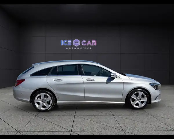 Mercedes-Benz CLA view 4