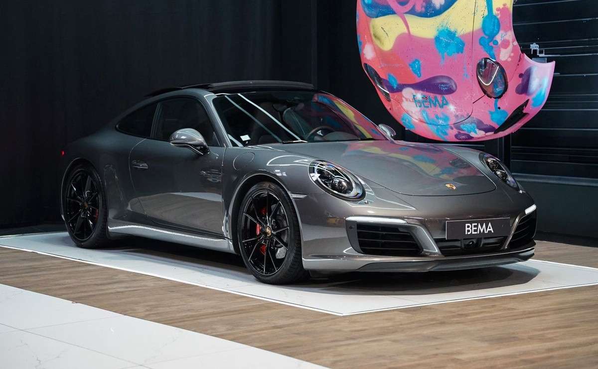 Porsche 991