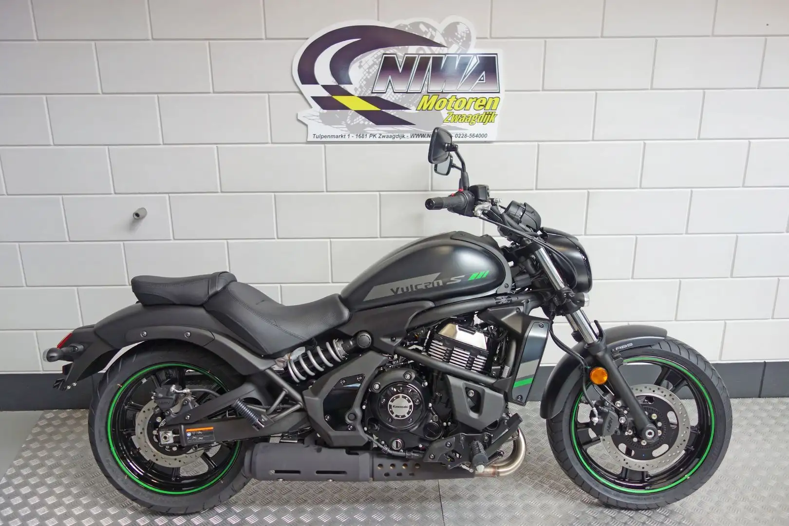 Kawasaki Vulcan S Grijs - 1