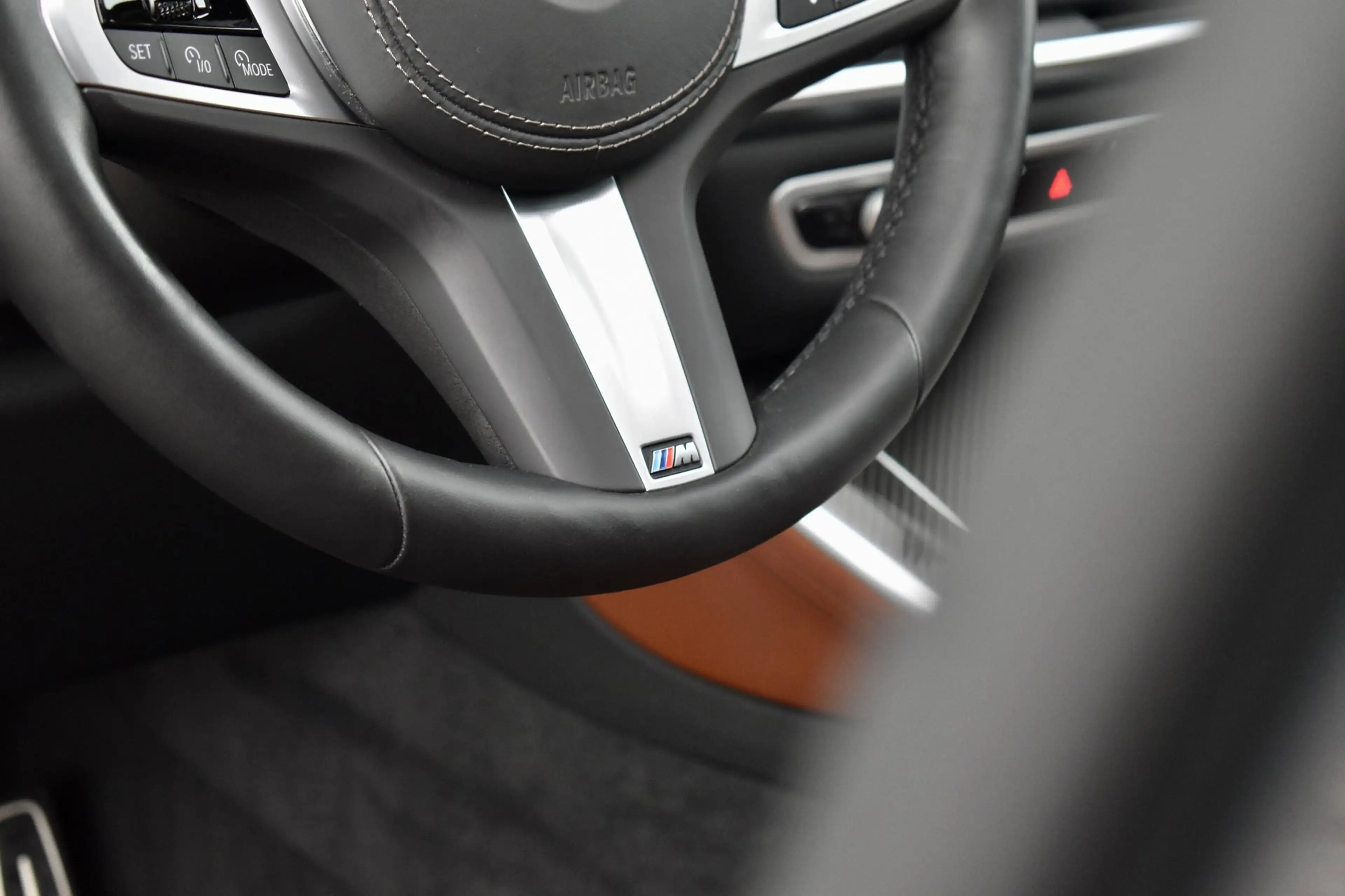 BMW X5 XDrive50e M-Sport|Pano|Maxton|HUD|H&K|22"|BTW| — photo 10