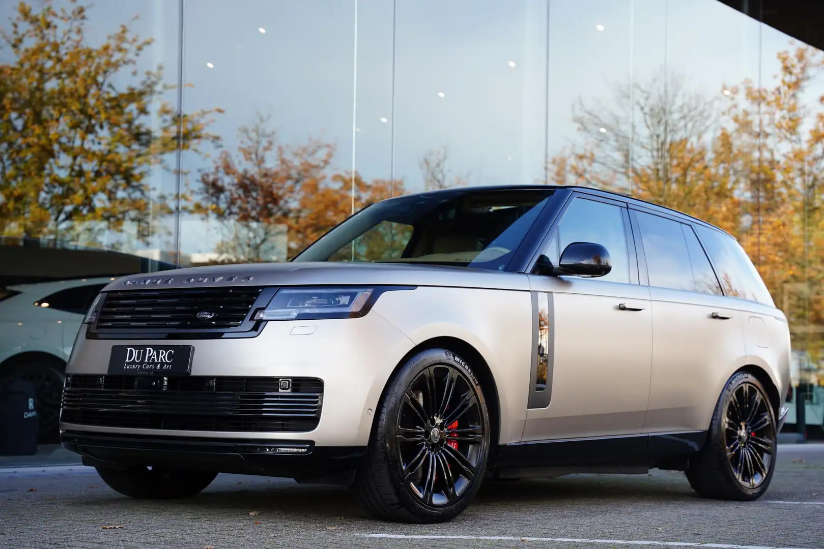 Land Rover Range Rover P 550 E SV Sunset Gold / Leather SV Beige Brown Goud - 1