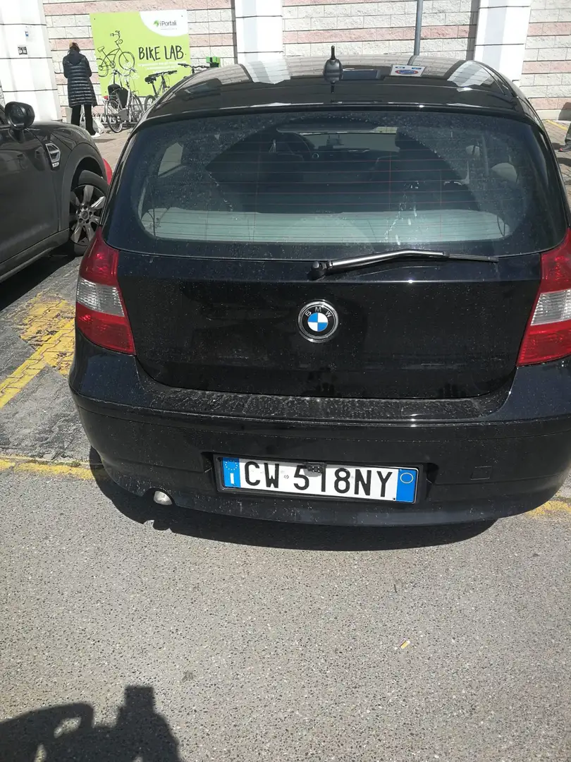 BMW 118 118d Attiva Nero - 1
