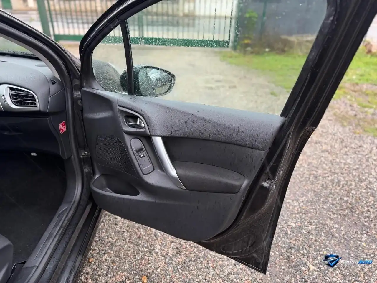 Citroen C3 C3 — photo 25