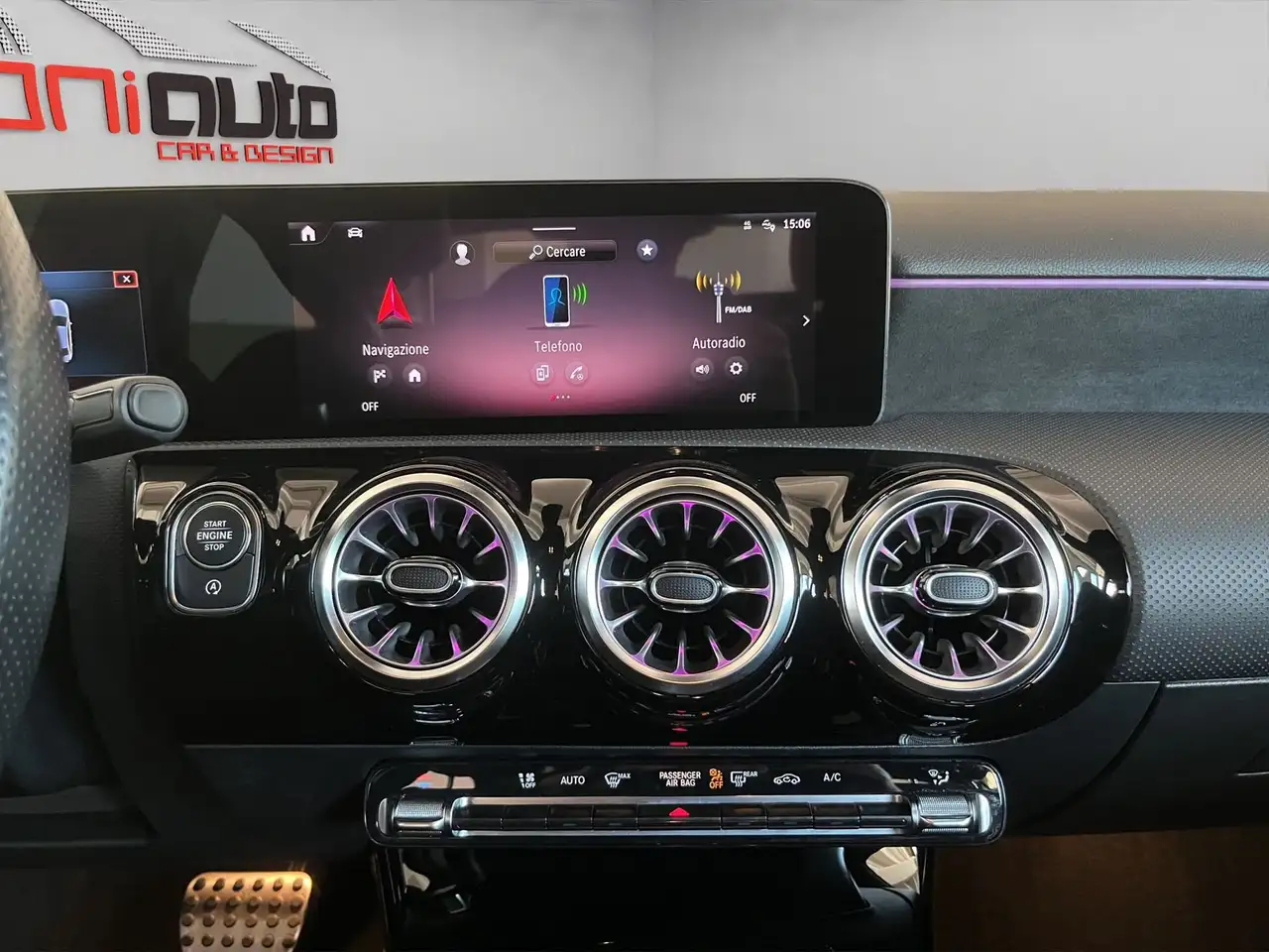 Mercedes-Benz A-Class A 180 d Sedan Automatic AMG Line Premium, миниатюра 18