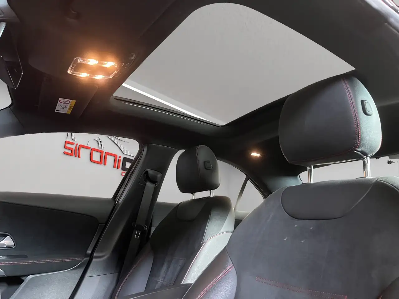 Mercedes-Benz A-Class A 180 d Sedan Automatic AMG Line Premium, миниатюра 12