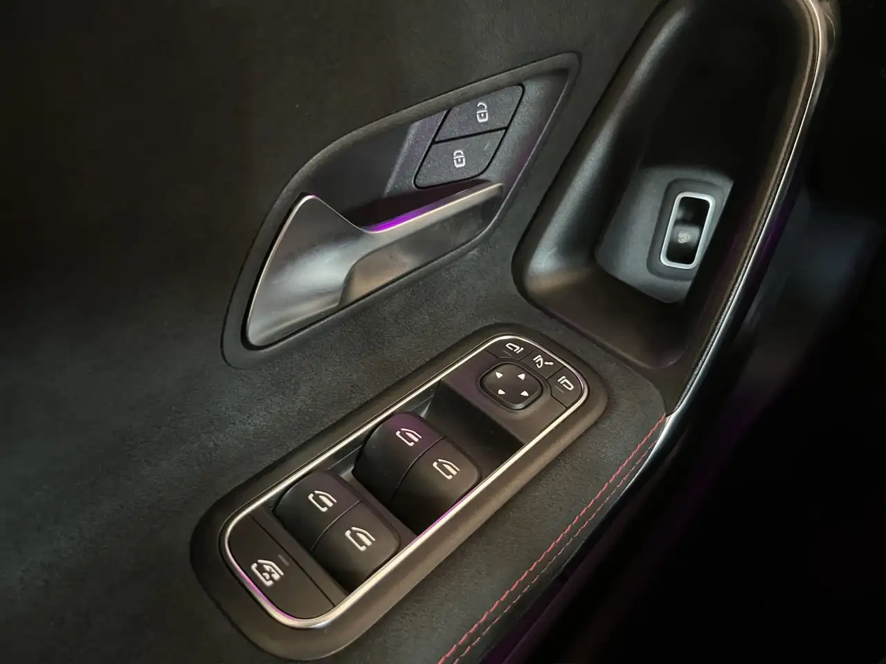 Mercedes-Benz A-Class A 180 d Sedan Automatic AMG Line Premium, миниатюра 28