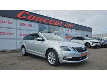 COMBI Style 1.6 TDI 116cv DSG7 + Attelage + Sièges AV Chauffants