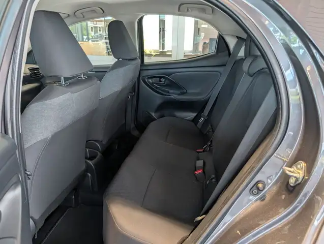Toyota Yaris view 8