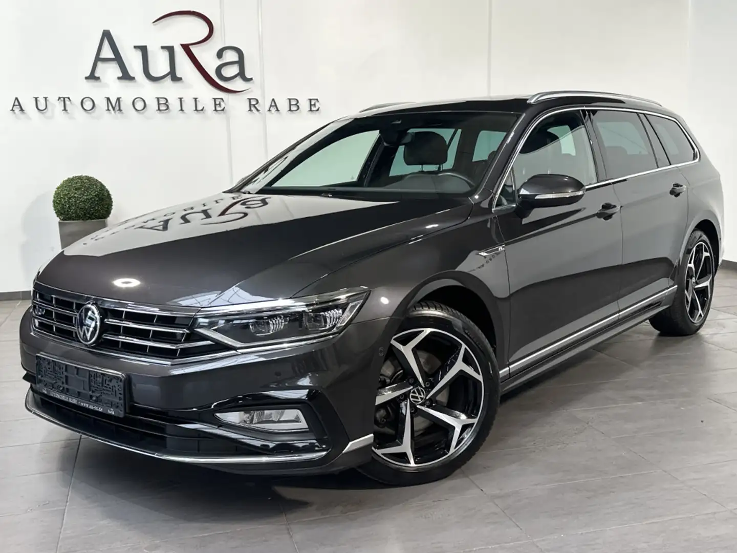Volkswagen Passat Variant 2.0 TDI DSG 4M R-Line NAV+LED+H&K Grau - 1