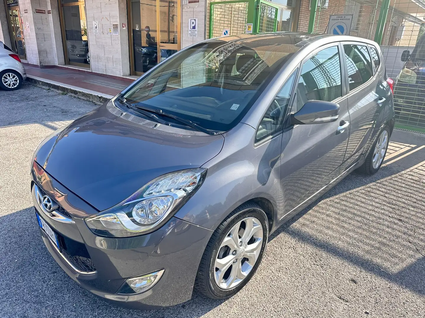 Hyundai iX20 ix20 1.4 crdi Style 90cv/Retrocam/bthoot/navi/pell Grigio - 2