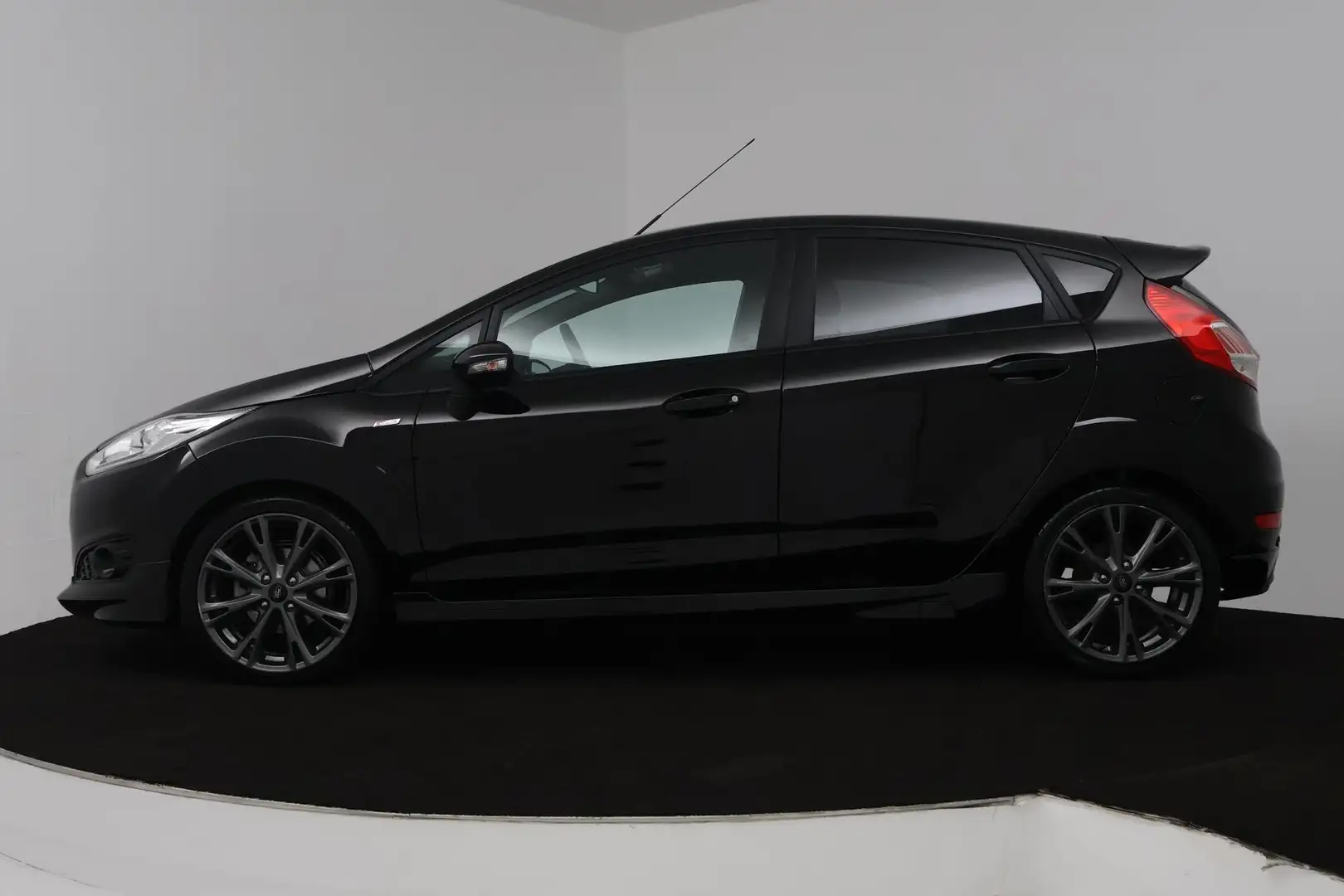 Ford Fiesta 1.0 EcoBoost ST Line (CRUISE CONTROL, NAVIGATIE, P Noir - 2