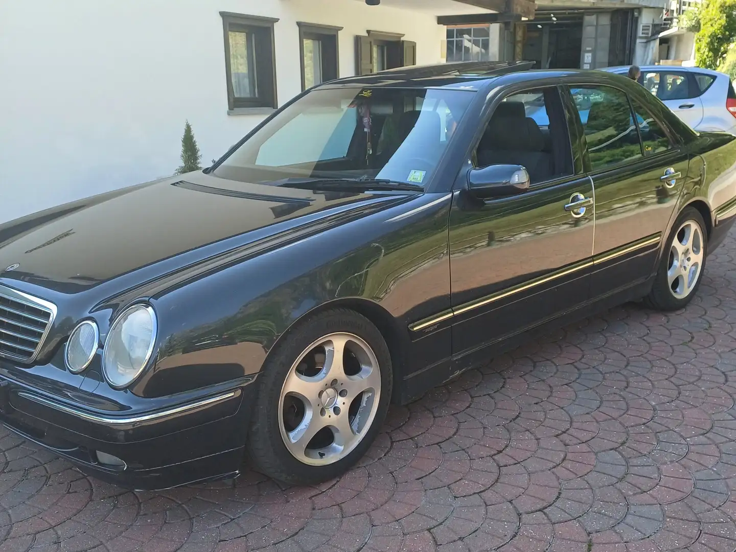 Mercedes-Benz E 220 E 220 td cdi Avantgarde Black - 1