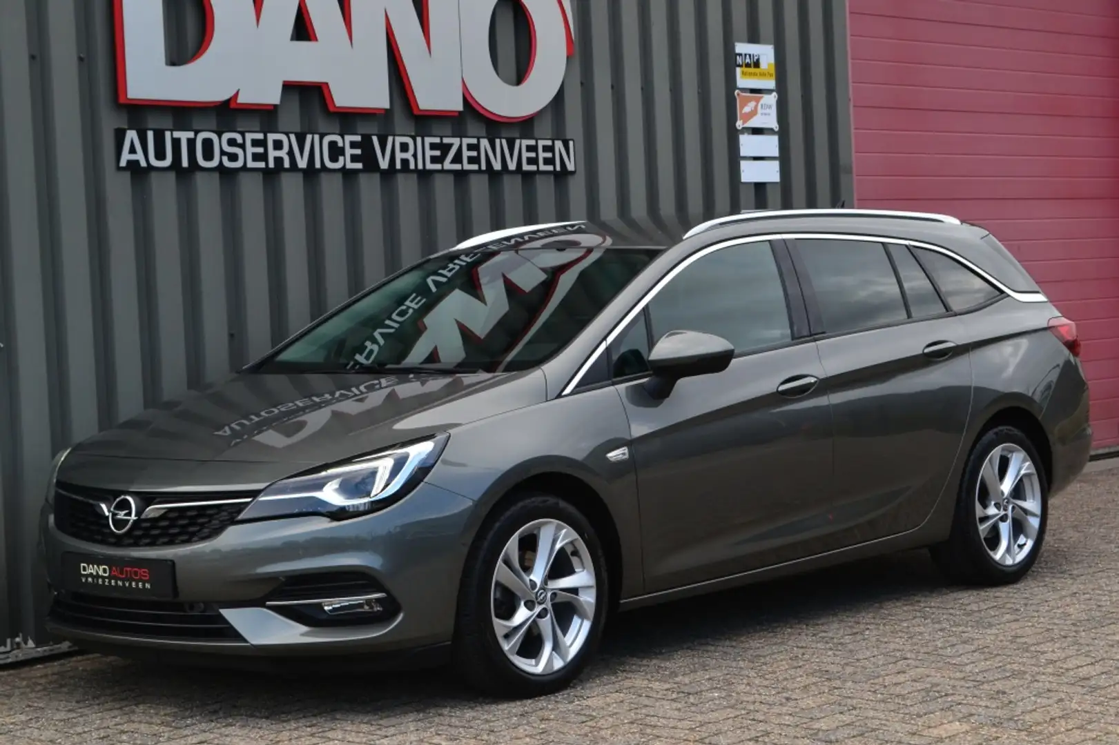 Opel Astra Sports Tourer 1.2 Ultimate 146PK Navi/Camera/LED/C Gris - 1