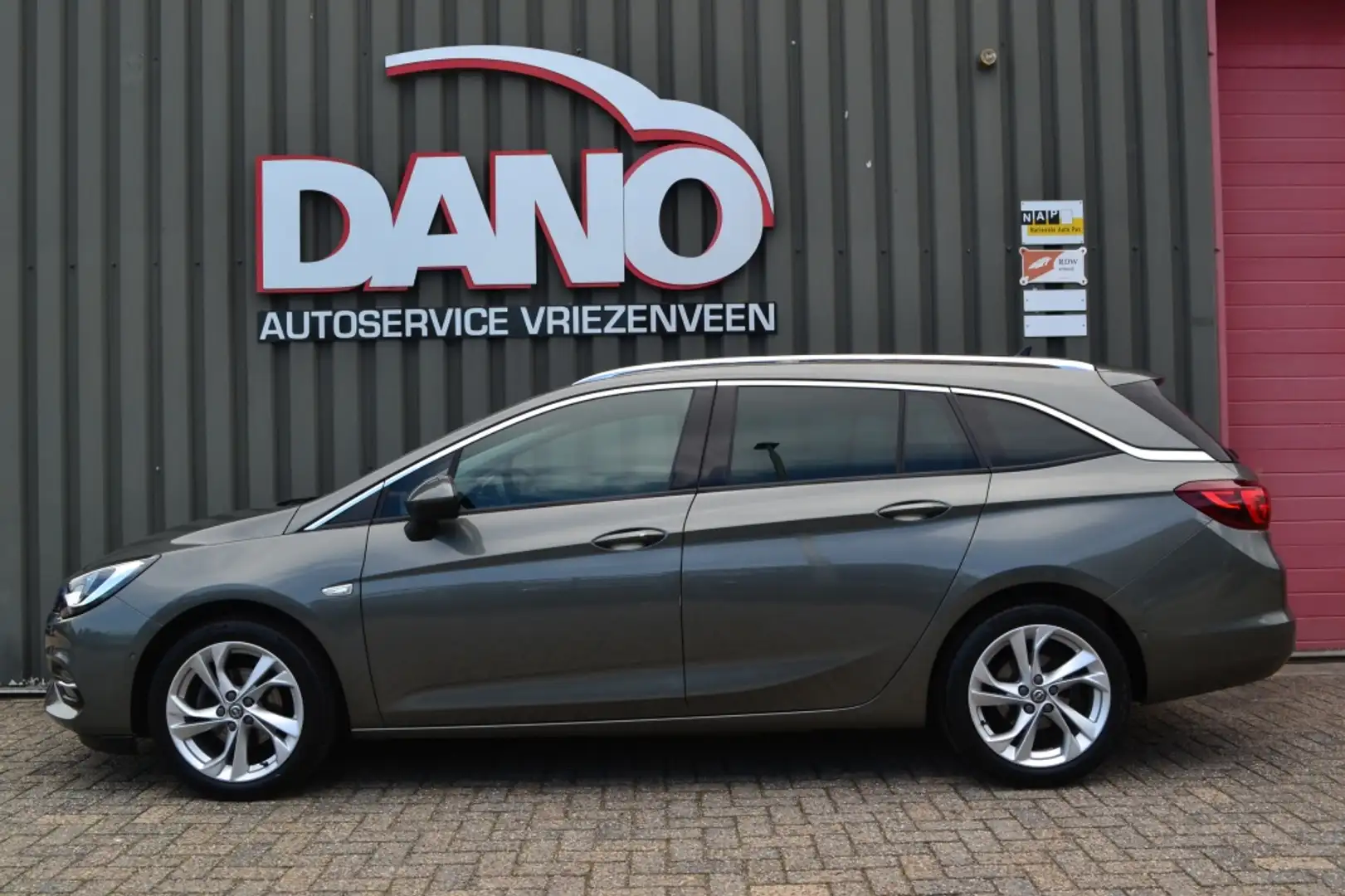 Opel Astra Sports Tourer 1.2 Ultimate 146PK Navi/Camera/LED/C Gris - 2