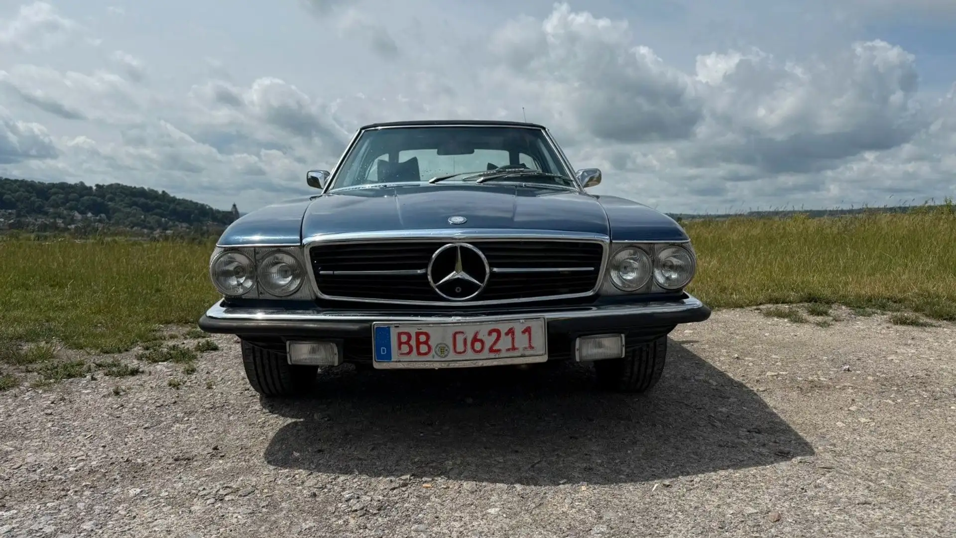 Mercedes-Benz 450 SL - 1