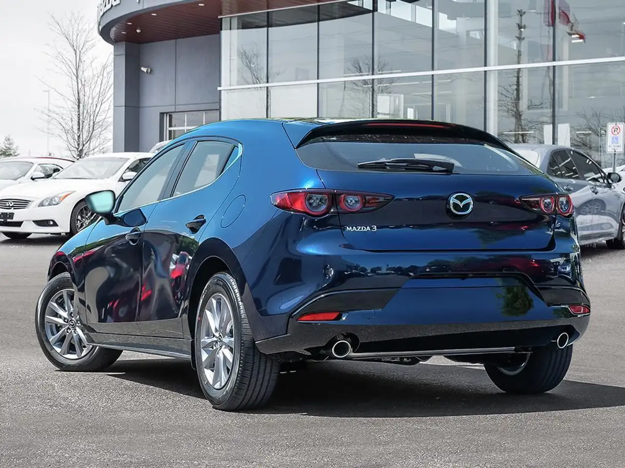 Mazda 3 снимка Mazda 3