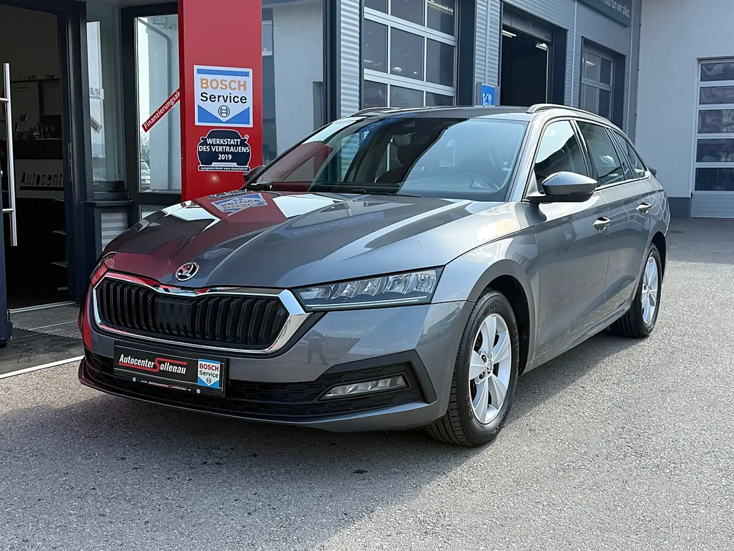 Skoda Octavia Combi 1,0 TSI e-Tec Ambition DSG Grau - 1
