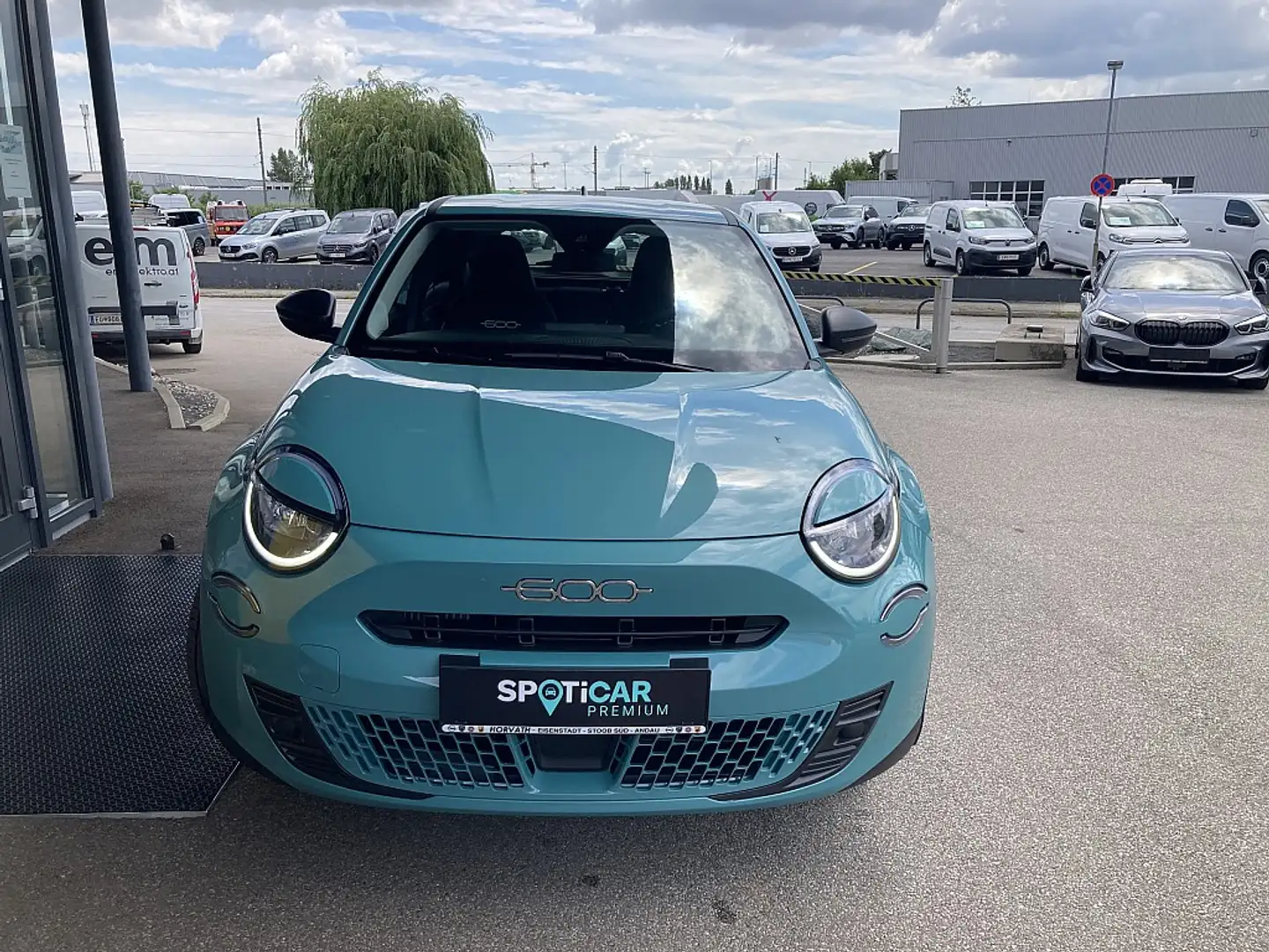 Fiat 600 Hybrid 136 6-Gang eDCT Blau - 2