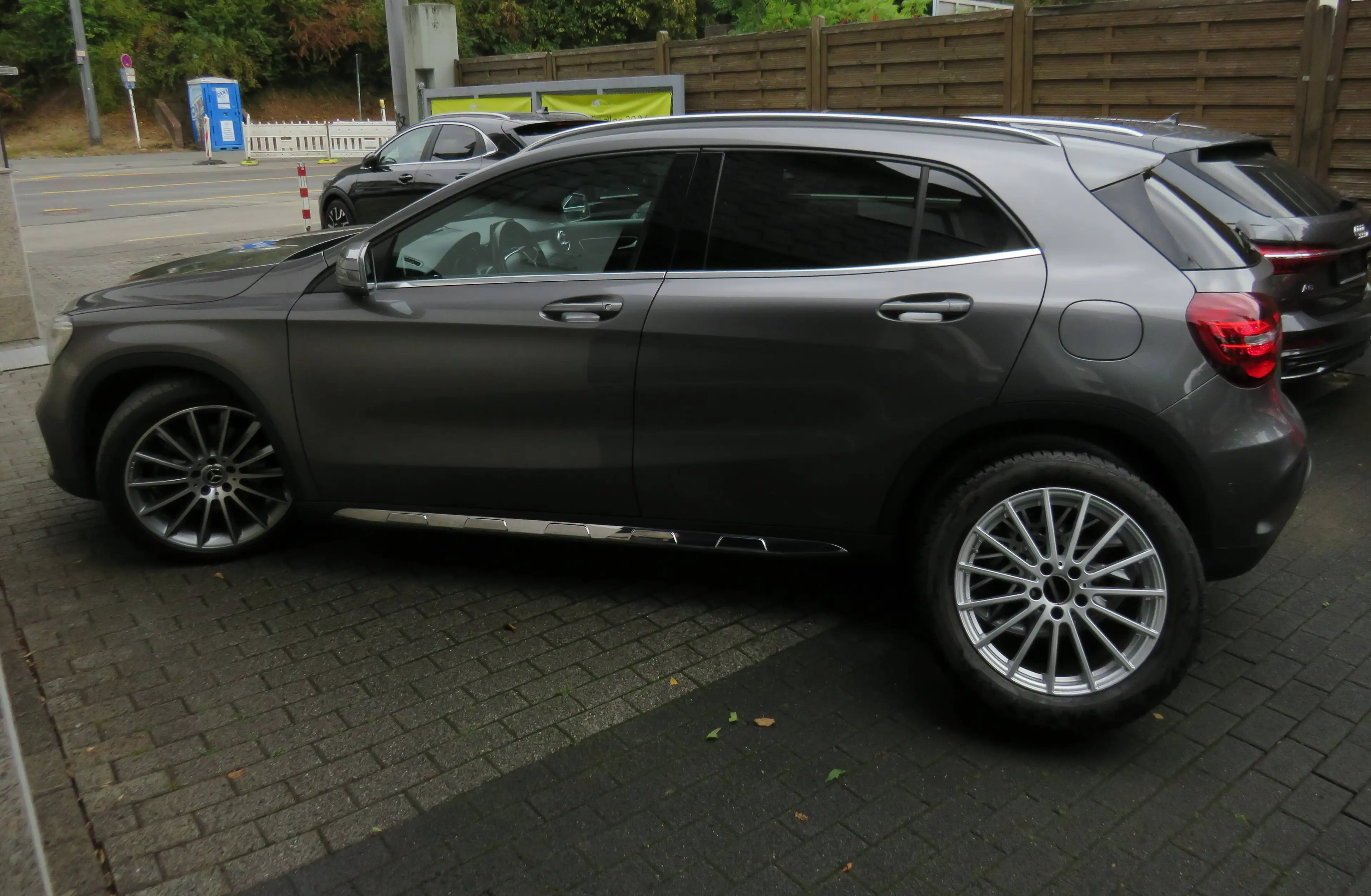 Mercedes-Benz GLA 250 GLA 250 AMG-Line 4Matic — photo 3