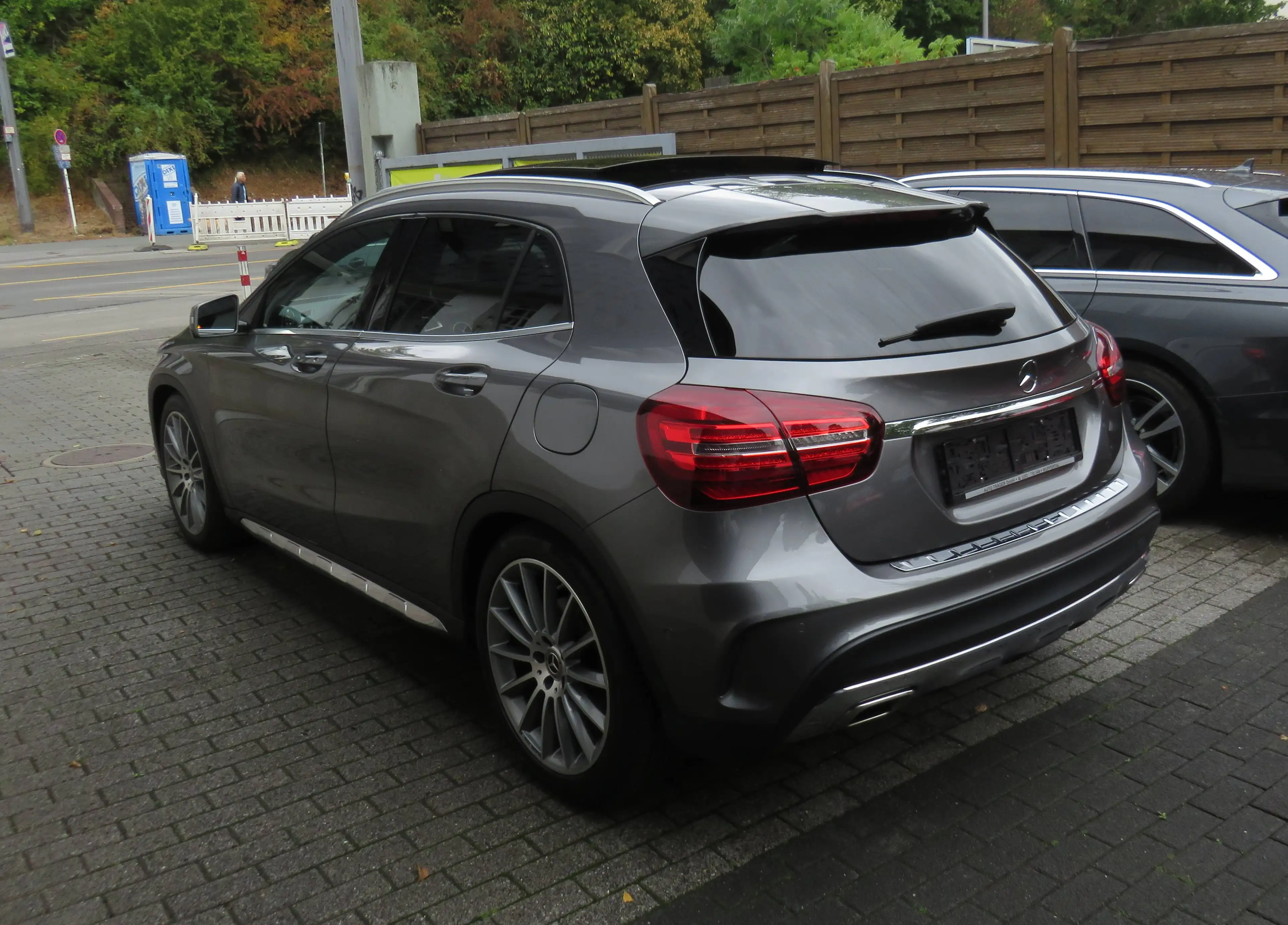 Mercedes-Benz GLA 250 GLA 250 AMG-Line 4Matic — photo 8