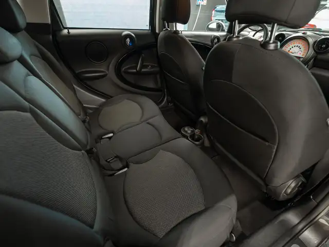 Mini Cooper Cooper view 15