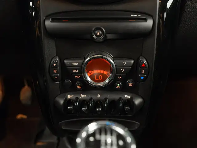 Mini Cooper Cooper view 12