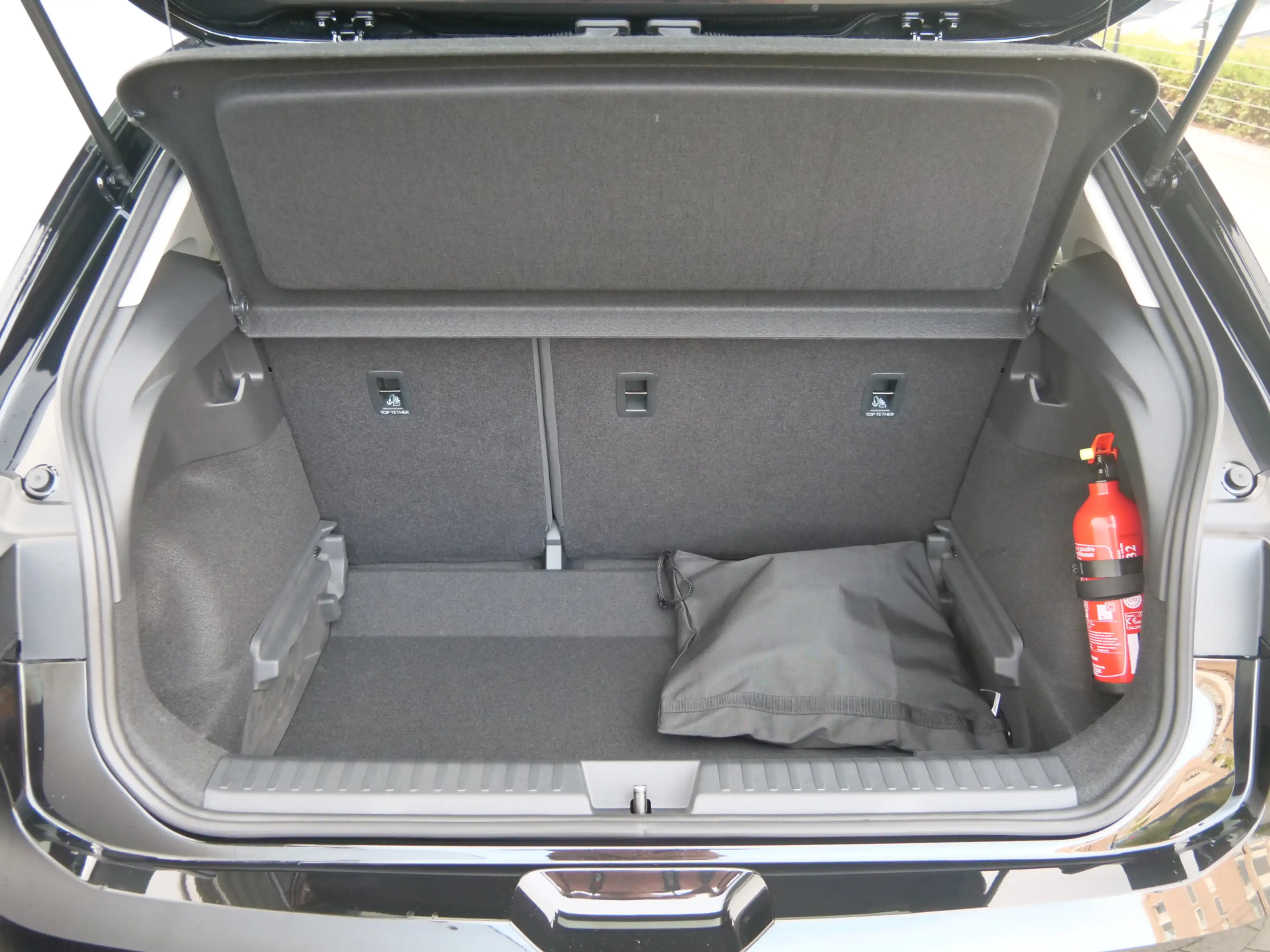 Volkswagen ID. Polo Life 52 kWh 211Pk Automaat Adaptive Cruise / Winte — photo 37