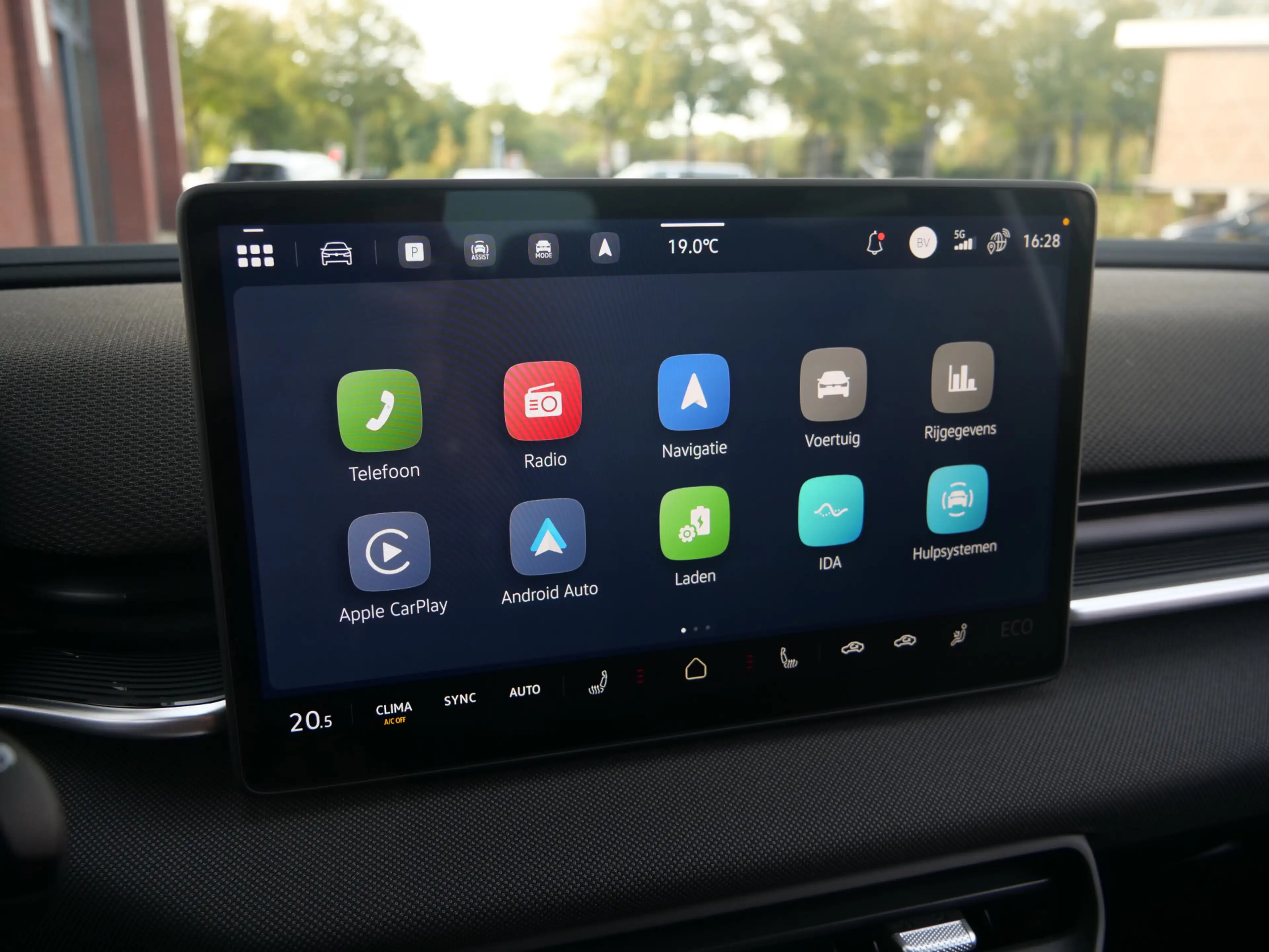 Volkswagen ID. Polo Life 52 kWh 211Pk Automaat Adaptive Cruise / Winte — photo 35