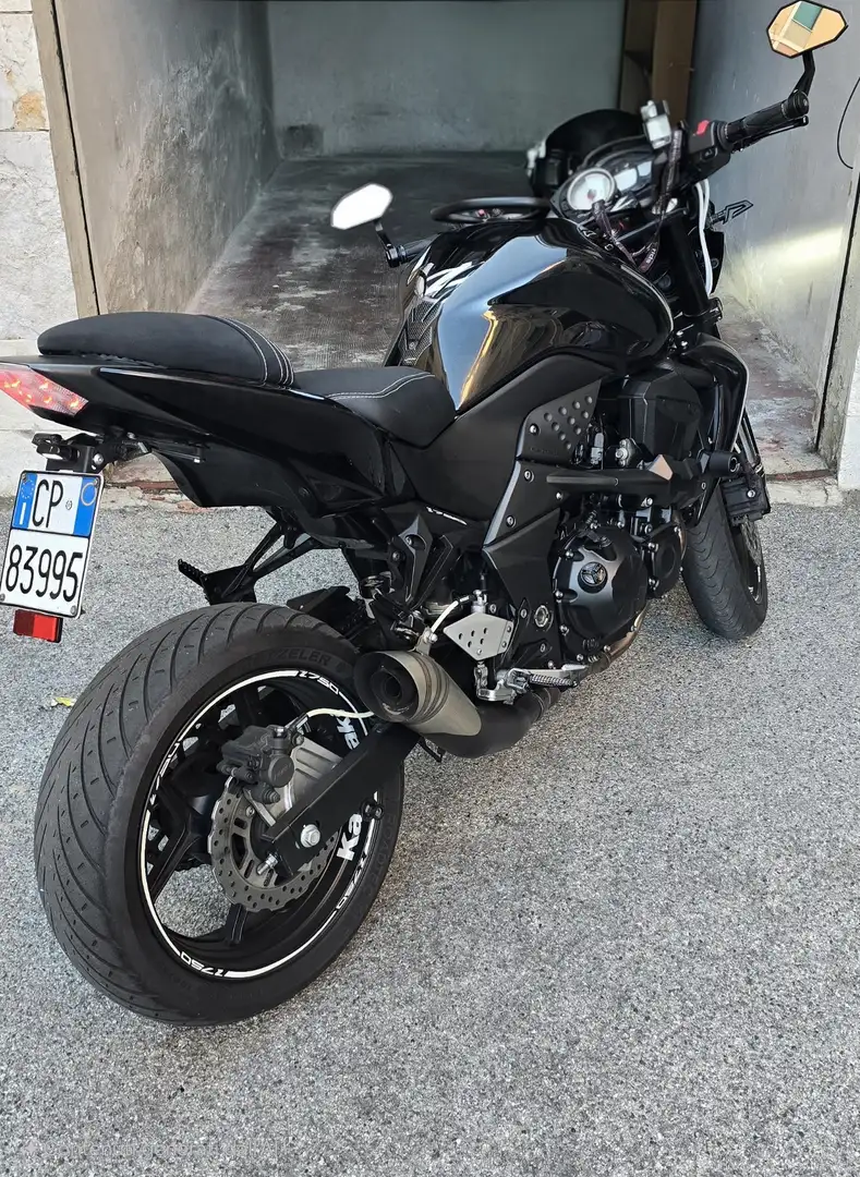 Kawasaki Z 750 Zwart - 1