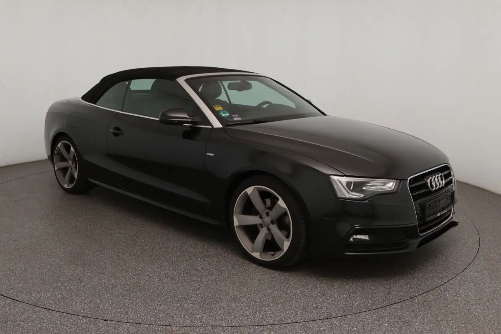 Audi A5 Cabriolet 1.8 TFSI S-line Xenon ALU PDC Schwarz - 2