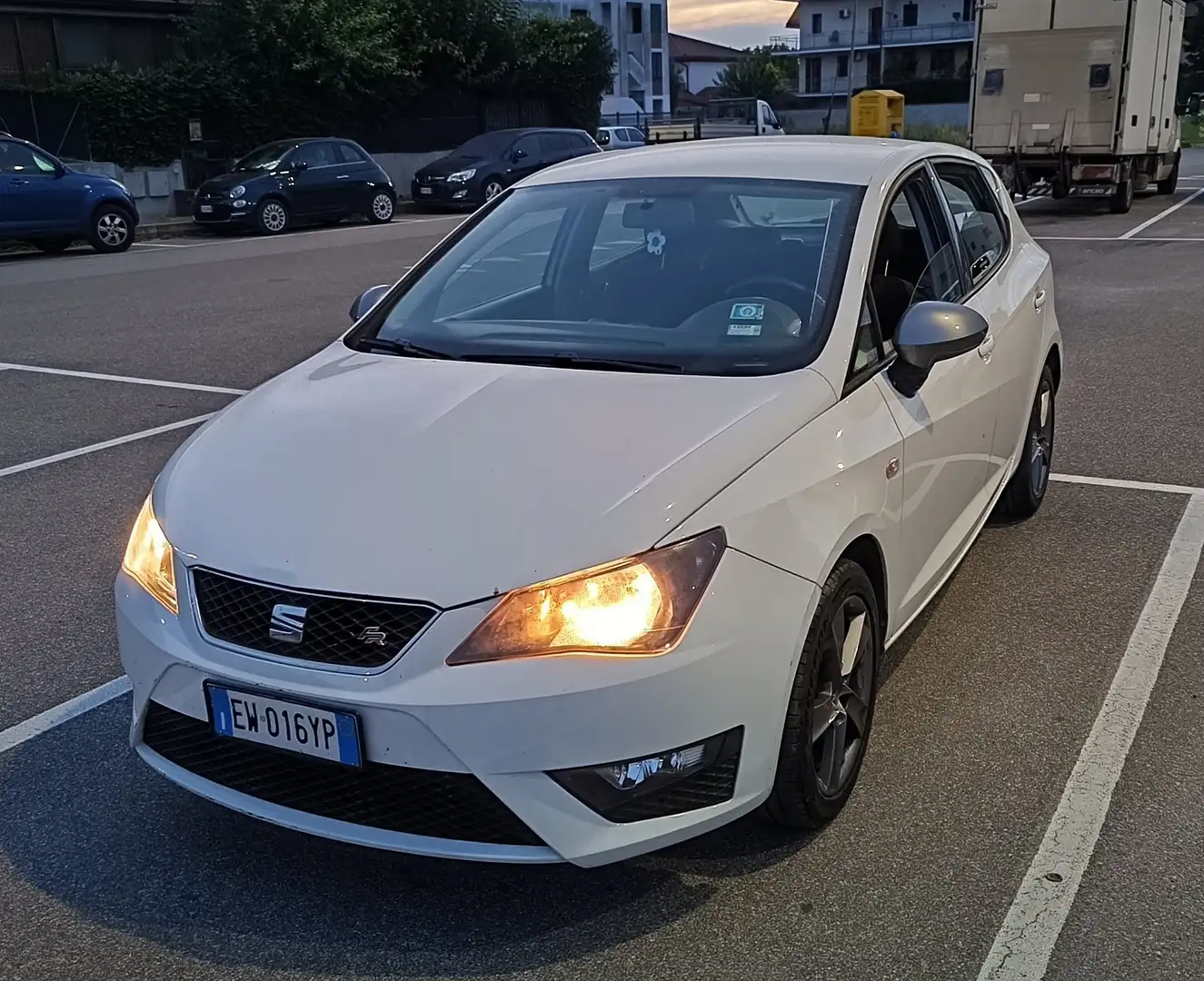 SEAT Ibiza 5p 1.6 tdi cr FR 90cv - 1