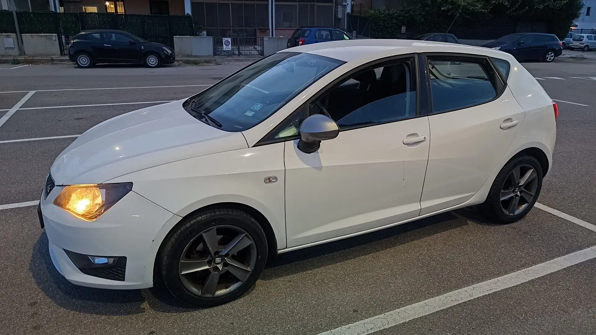SEAT Ibiza 5p 1.6 tdi cr FR 90cv - 2