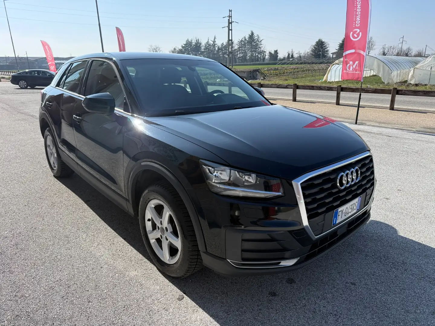 Audi Q2 30 TDI Business STUPENDA Schwarz - 2
